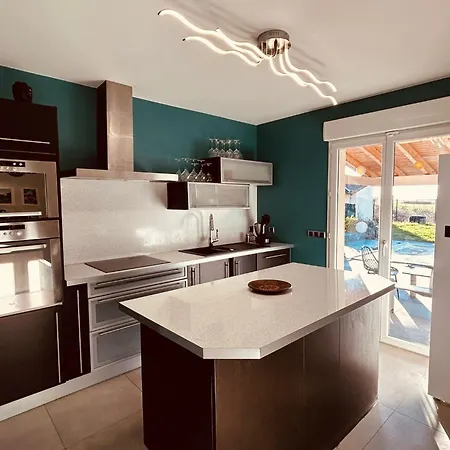 La Mariefacture - Comme Un Tour Du Monde Louvigny (Moselle)