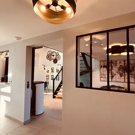 La Mariefacture - Comme Un Tour Du Monde * Louvigny (Moselle)